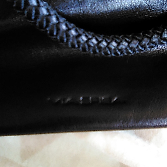 Pocket book - Picture 3 of 6